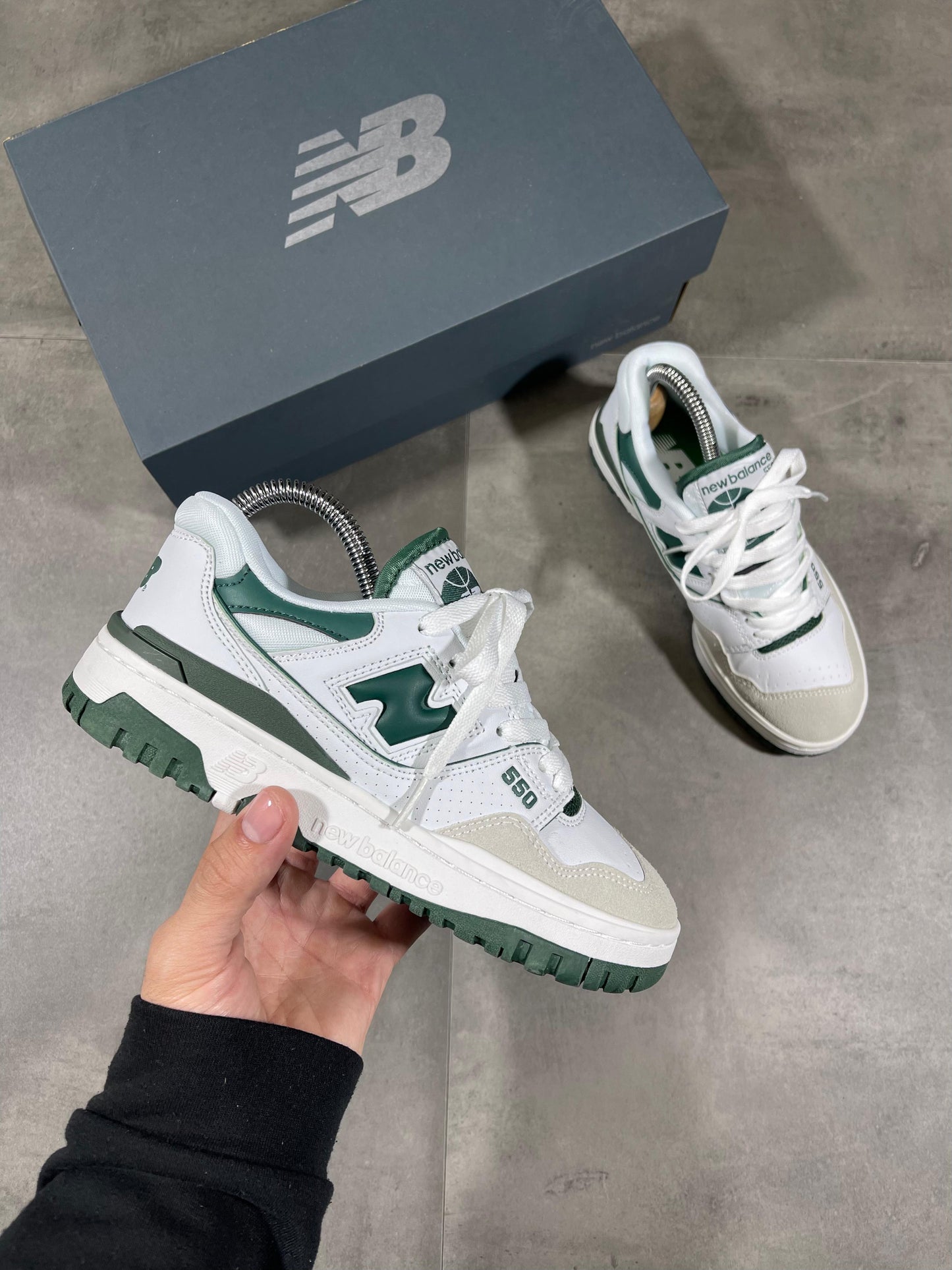 New Balance 550