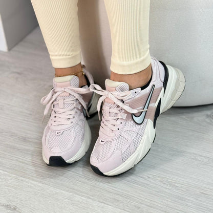 NIKE V2K MUJER