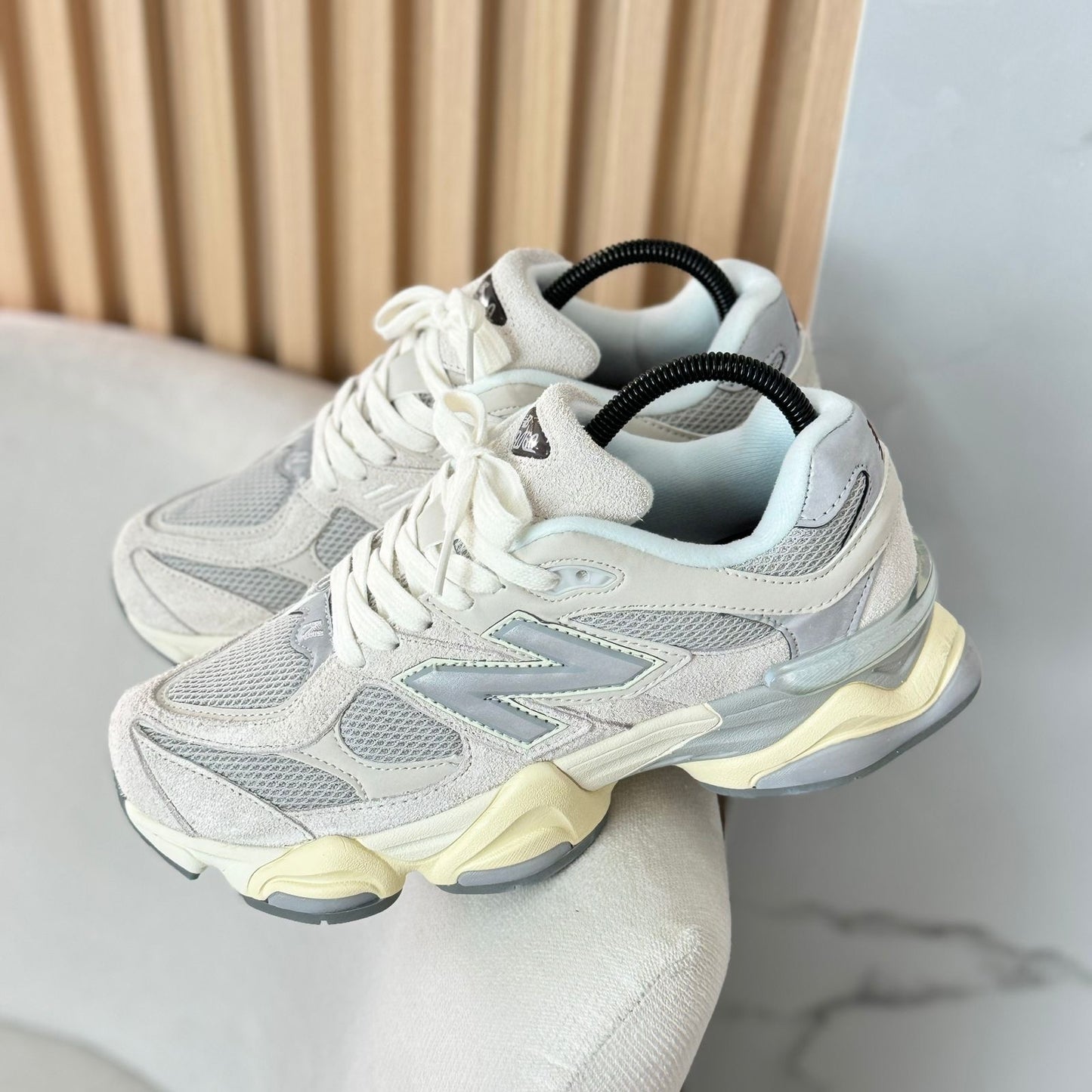 New Balance 9060 hombre